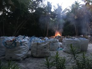 AB7B85B2-4DF7-483E-8948-D46475721947